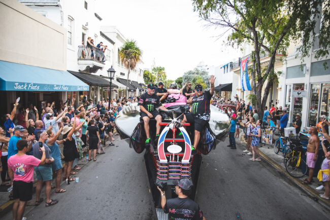 Photo Gallery: Kicking Off the World Championships at Welcome Parades!