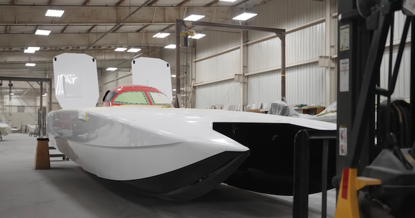 New M CON Pro Class 1 Skater 418 Raceboat Ready For Rigging